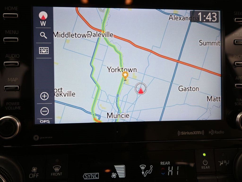 Used 2022 Toyota Highlander XLE image 35