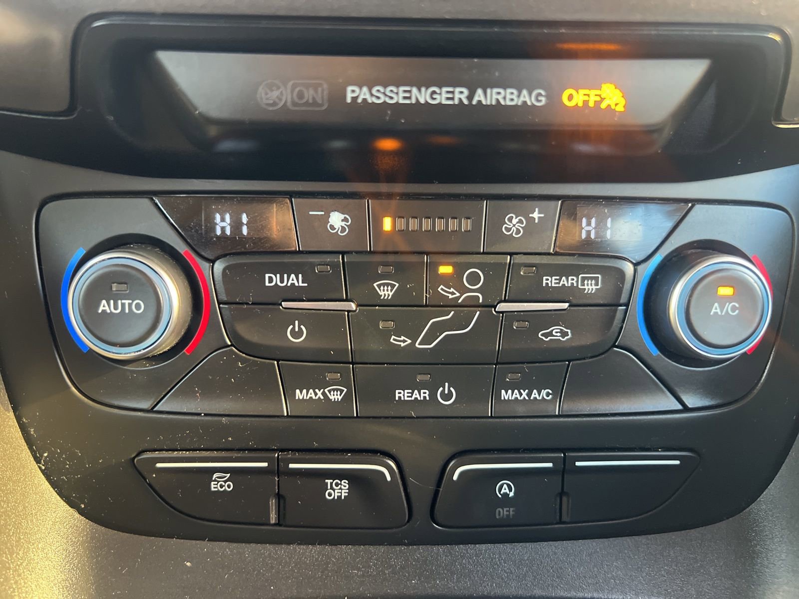 Used 2019 Ford Transit Connect XL image 16