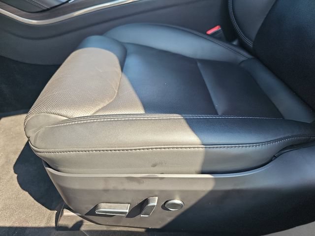 Used 2022 Tesla Model S AWD/4WD image 26