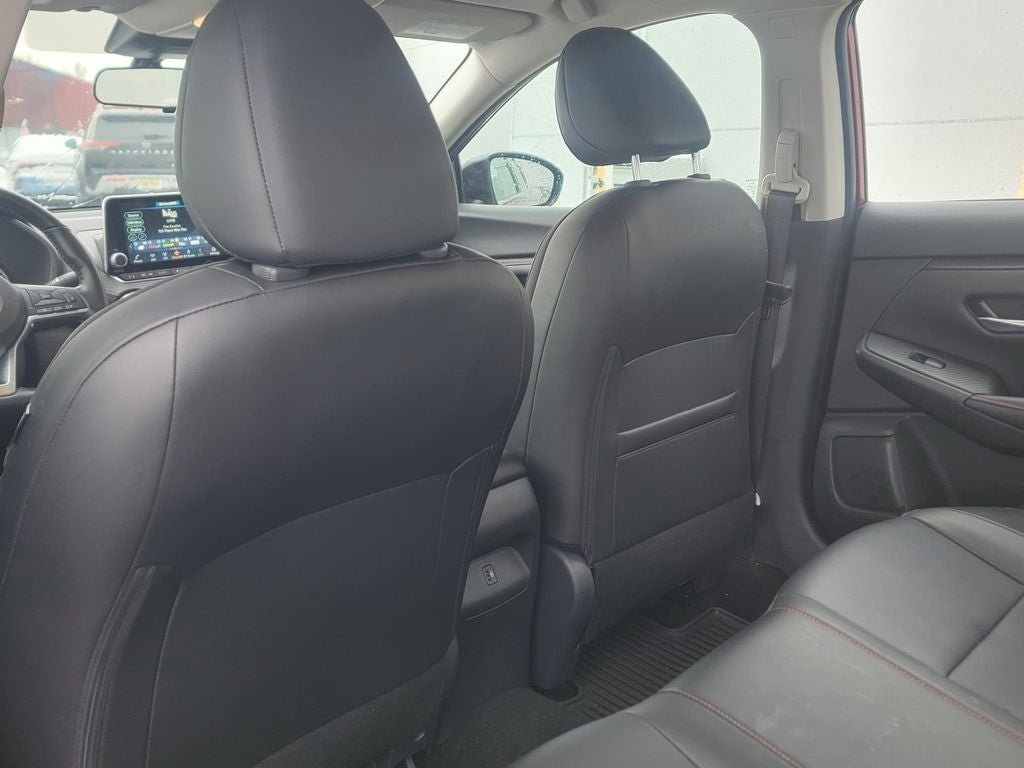 Used 2024 Nissan Sentra SR w/ SR Premium Package FWD image 15