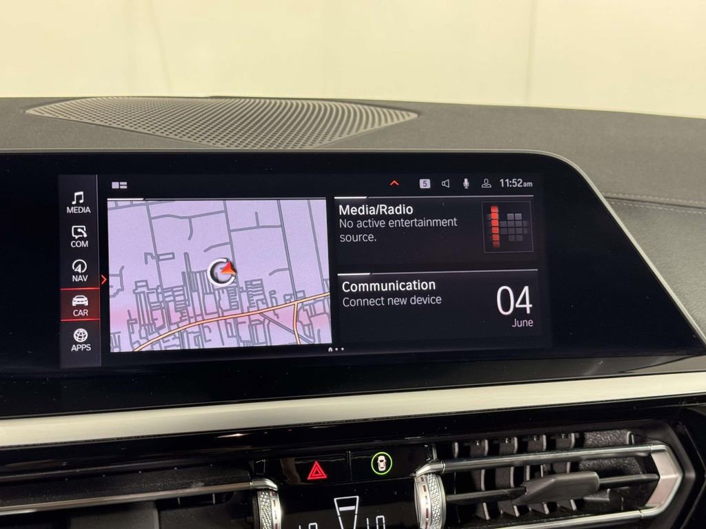 Used 2025 BMW Z4 M40i w/ Edition RWD image 27