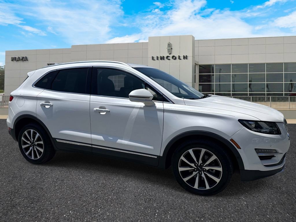 Used 2019 Lincoln MKC Reserve w/ MKC Technology Package FWD image 2