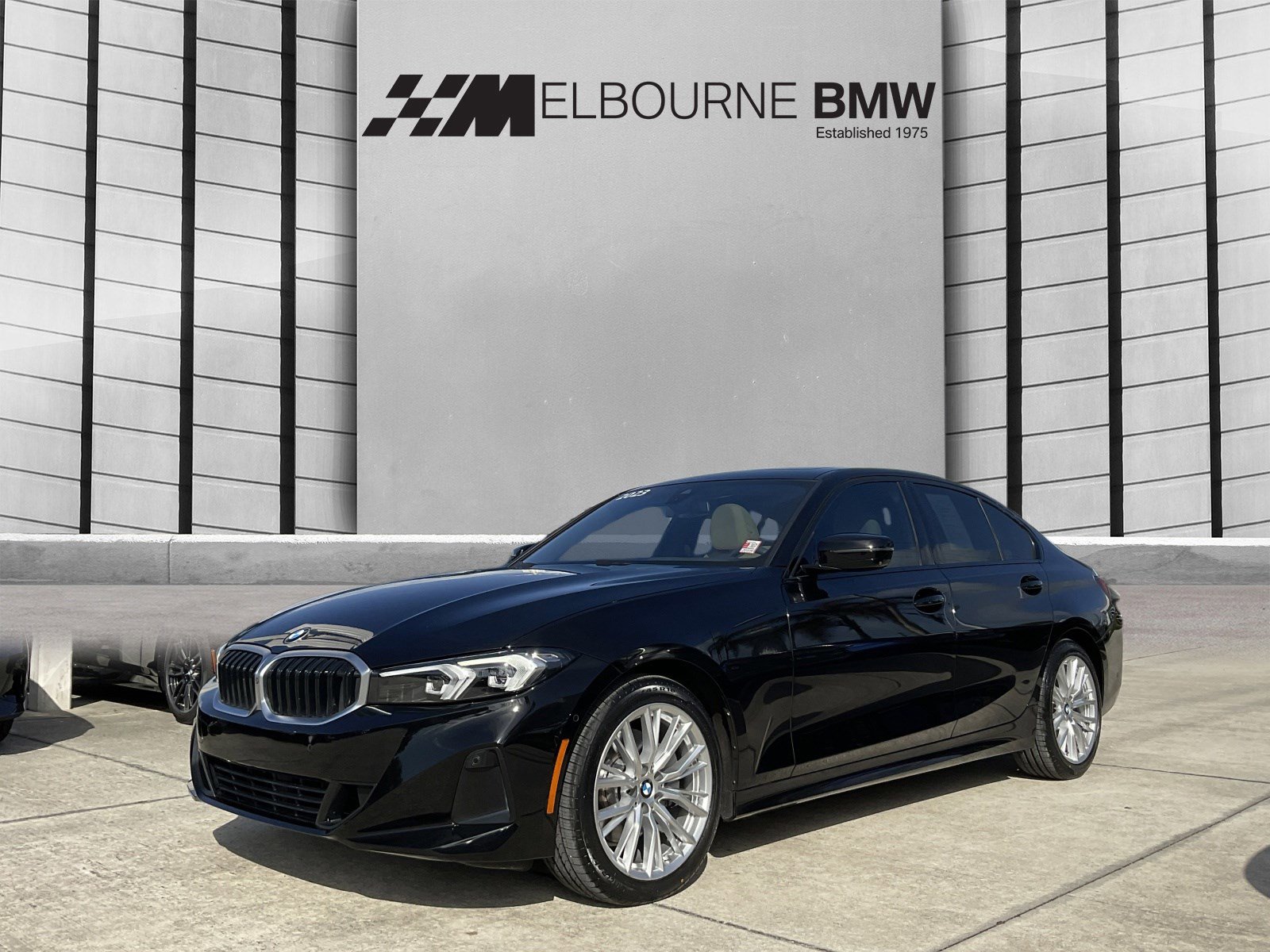 Certified 2023 BMW 330i Sedan w/ Premium Package image 3