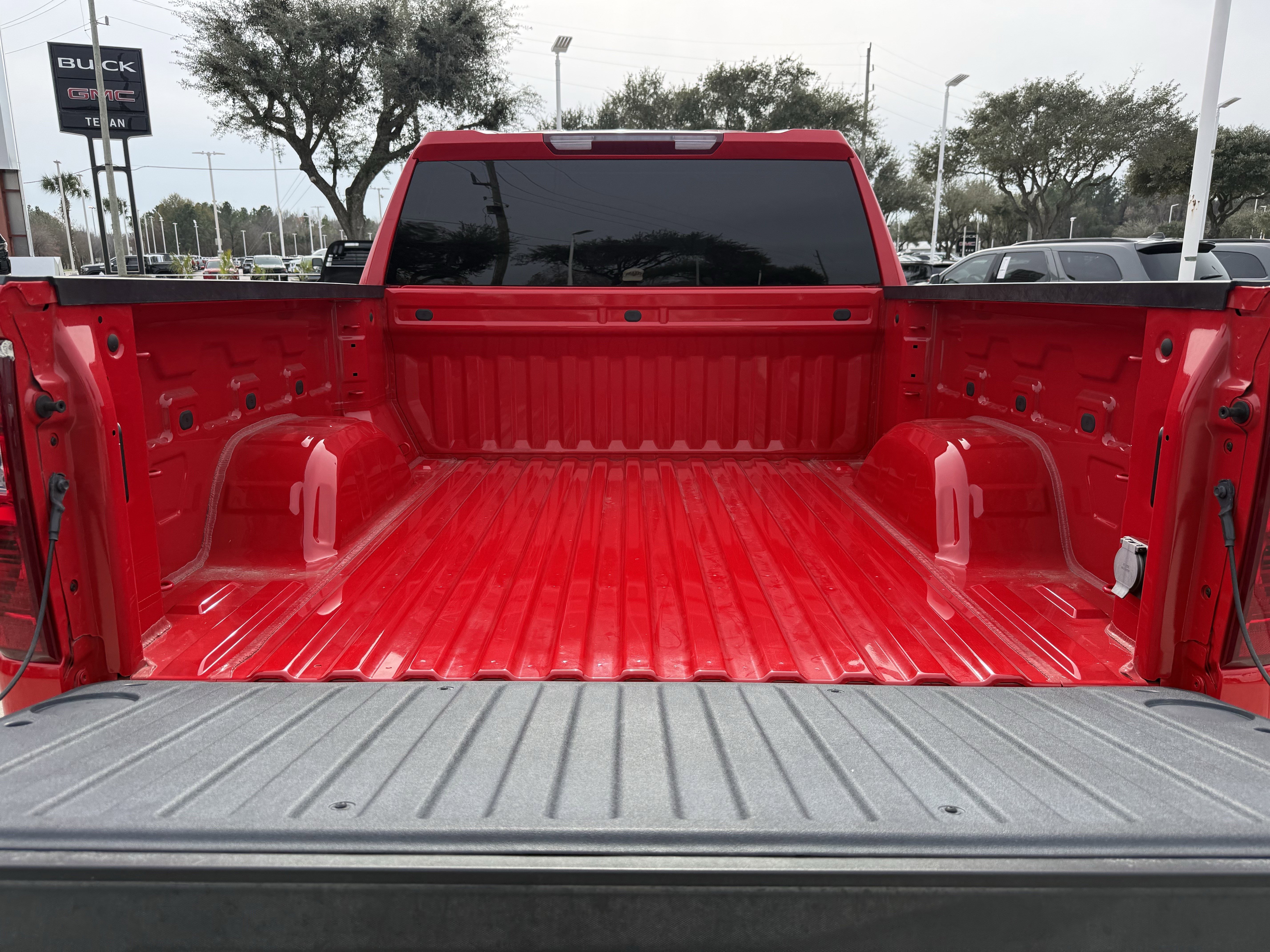 Used 2024 Chevrolet Silverado 1500 Custom Trail Boss w/ Turbomax Blackout Package image 28