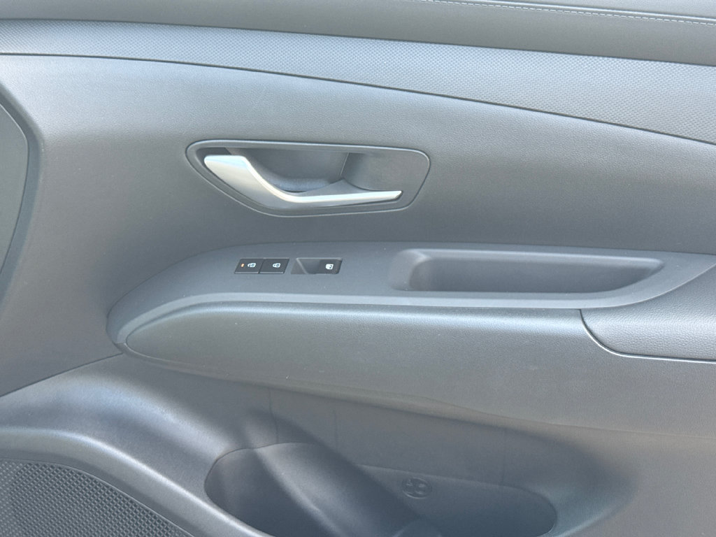 Certified 2026 Hyundai Santa Cruz SEL FWD image 16