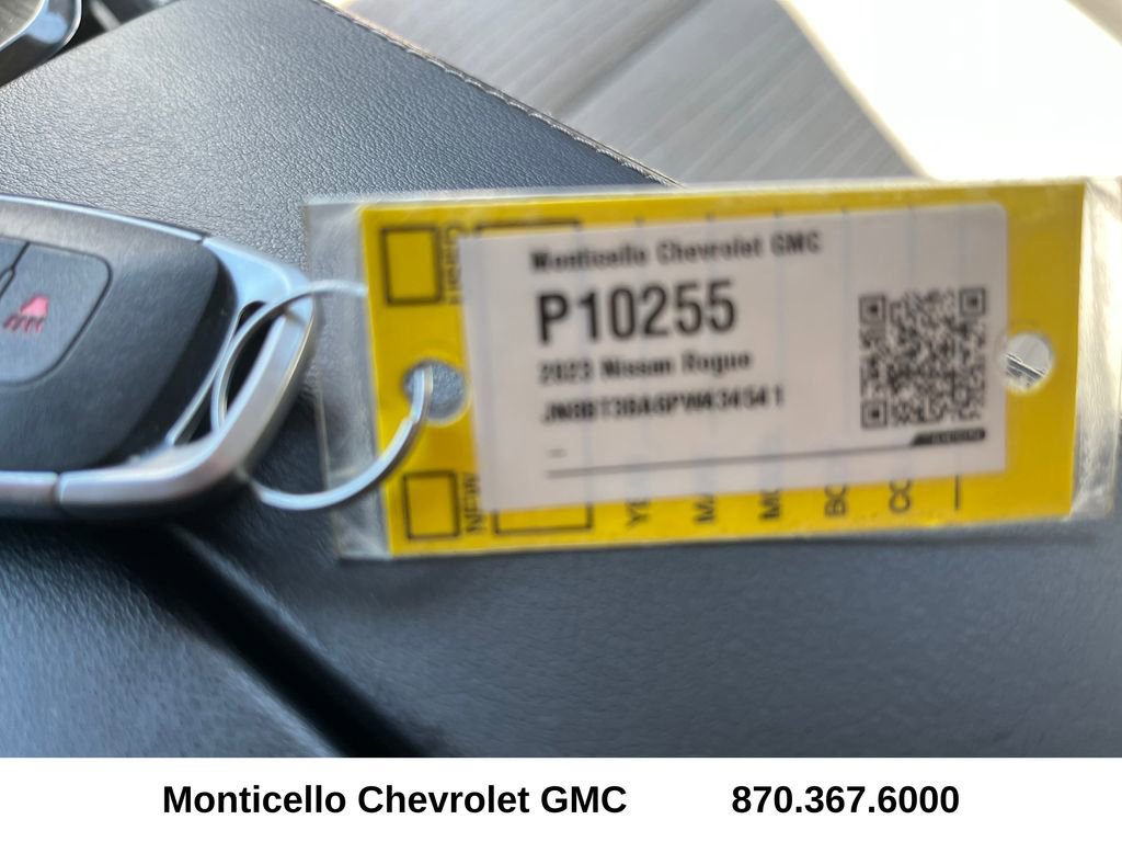 Used 2023 Nissan Rogue SV FWD image 22