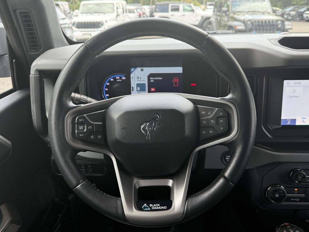 Used 2022 Ford Bronco Black Diamond AWD/4WD image 18