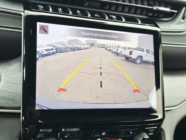 Used 2023 Jeep Grand Cherokee L Limited image 24