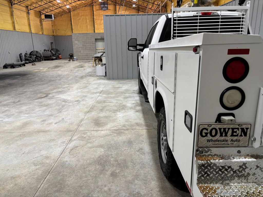 Used 2017 Ford F350 XL image 9