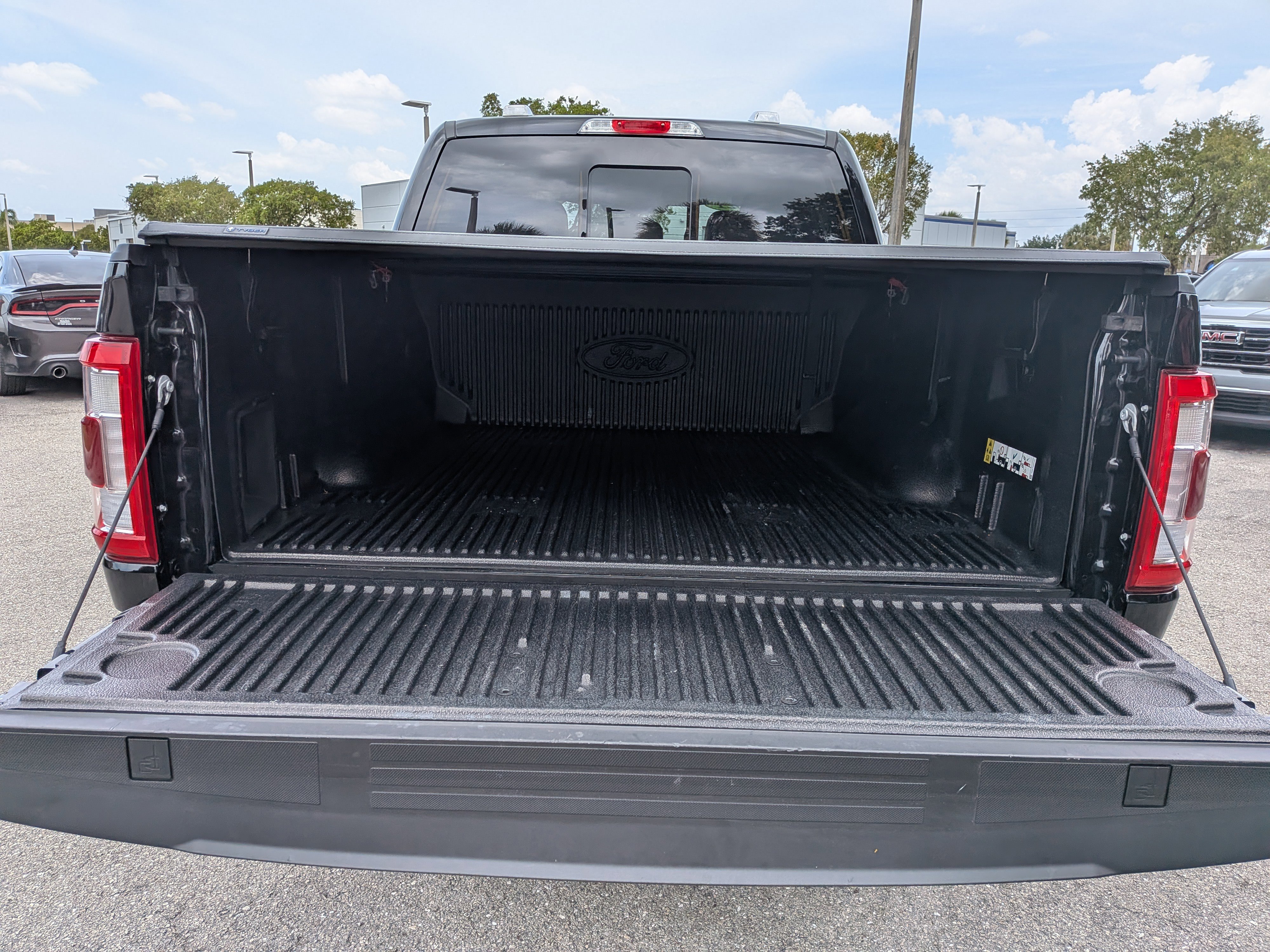 Used 2021 Ford F150 Lariat RWD image 21