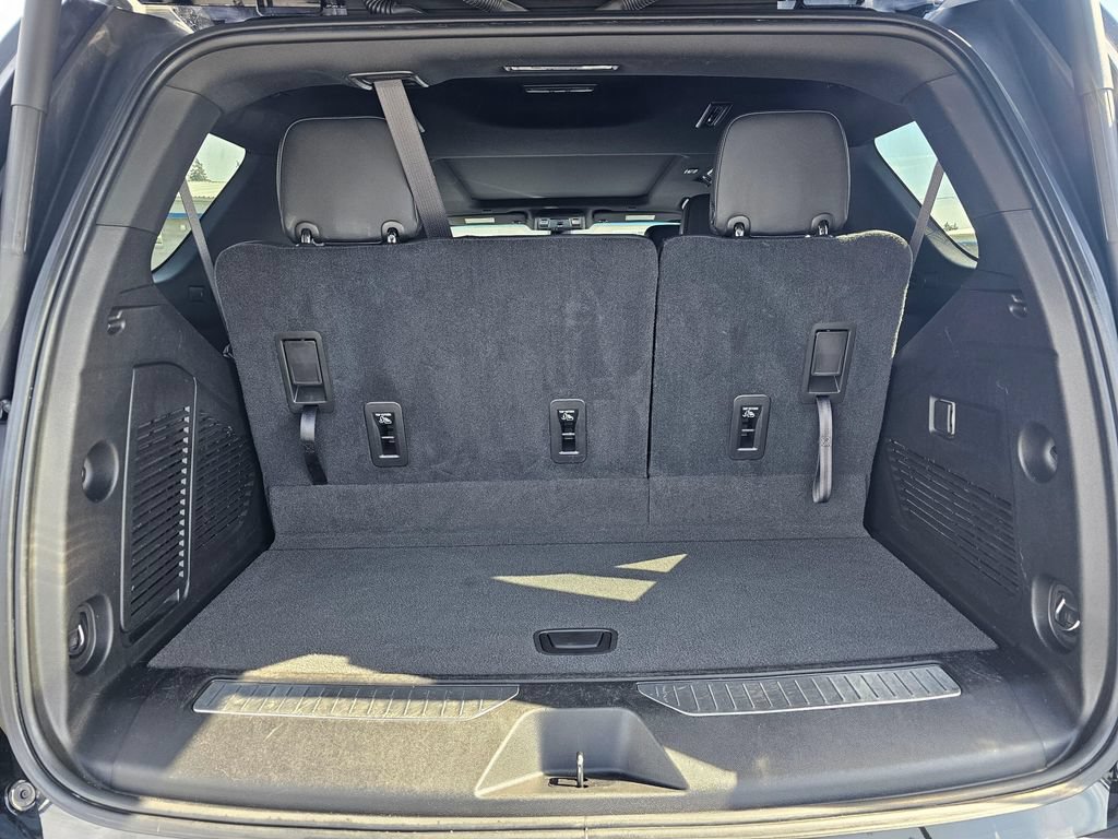 Used 2021 Chevrolet Tahoe RST AWD/4WD image 16