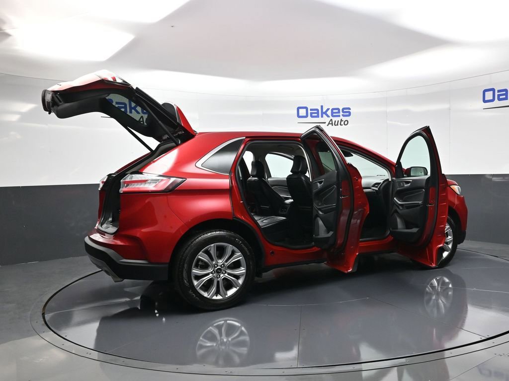 Used 2024 Ford Edge Titanium image 54