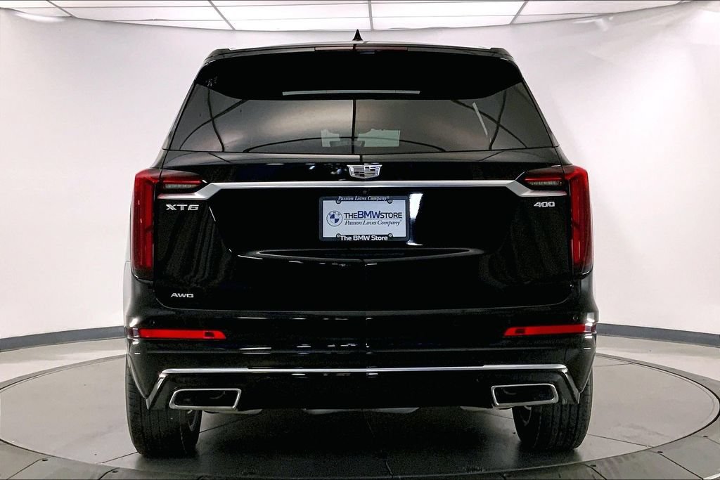 Used 2024 Cadillac XT6 Premium Luxury w/ Technology Package AWD/4WD image 3