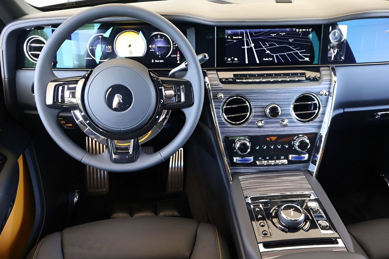 New 2026 Rolls-Royce Cullinan image 18