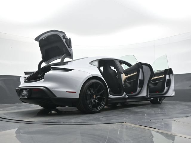 New 2026 Porsche Taycan RWD image 28
