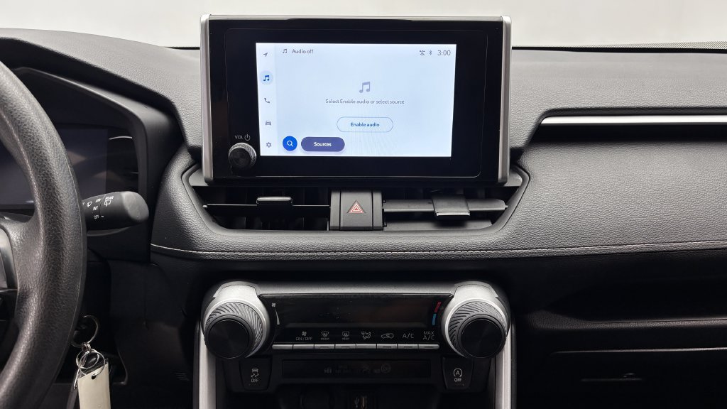 Certified 2025 Toyota RAV4 LE FWD image 19