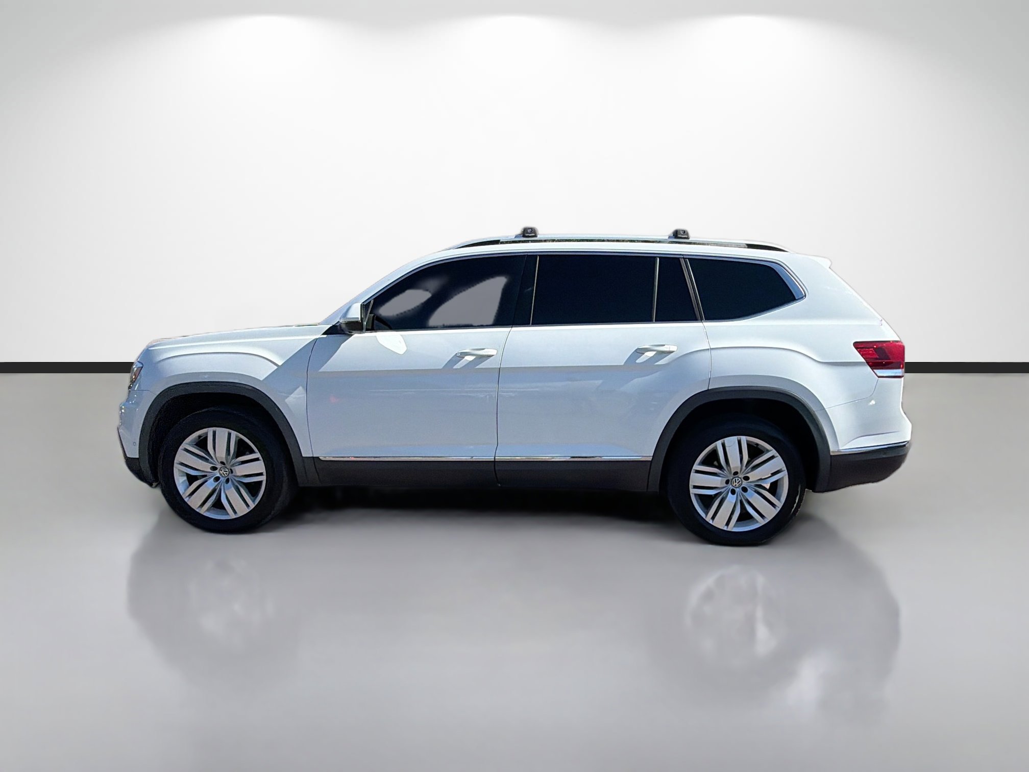 Used 2018 Volkswagen Atlas SEL Premium image 6