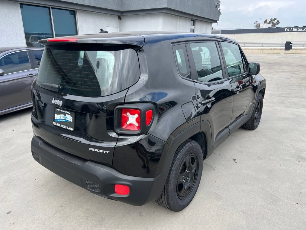 Used 2016 Jeep Renegade Sport w/ Power & Air Group FWD image 3