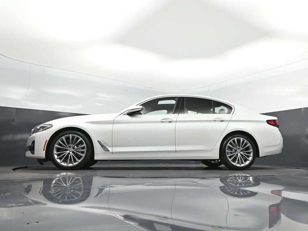 Certified 2023 BMW 530i w/ Convenience Package RWD image 39