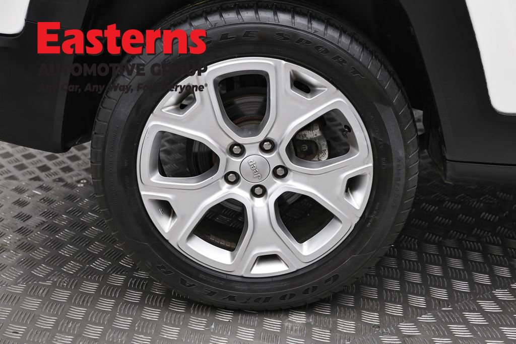 Used 2023 Jeep Renegade Limited AWD/4WD image 31