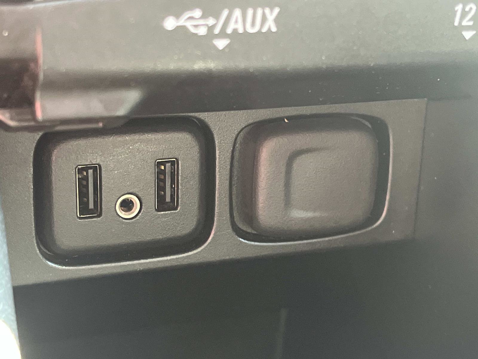 Used 2017 Buick Encore Preferred FWD image 33