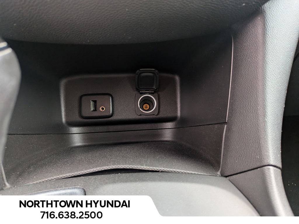 Used 2018 Chevrolet Equinox LT image 15