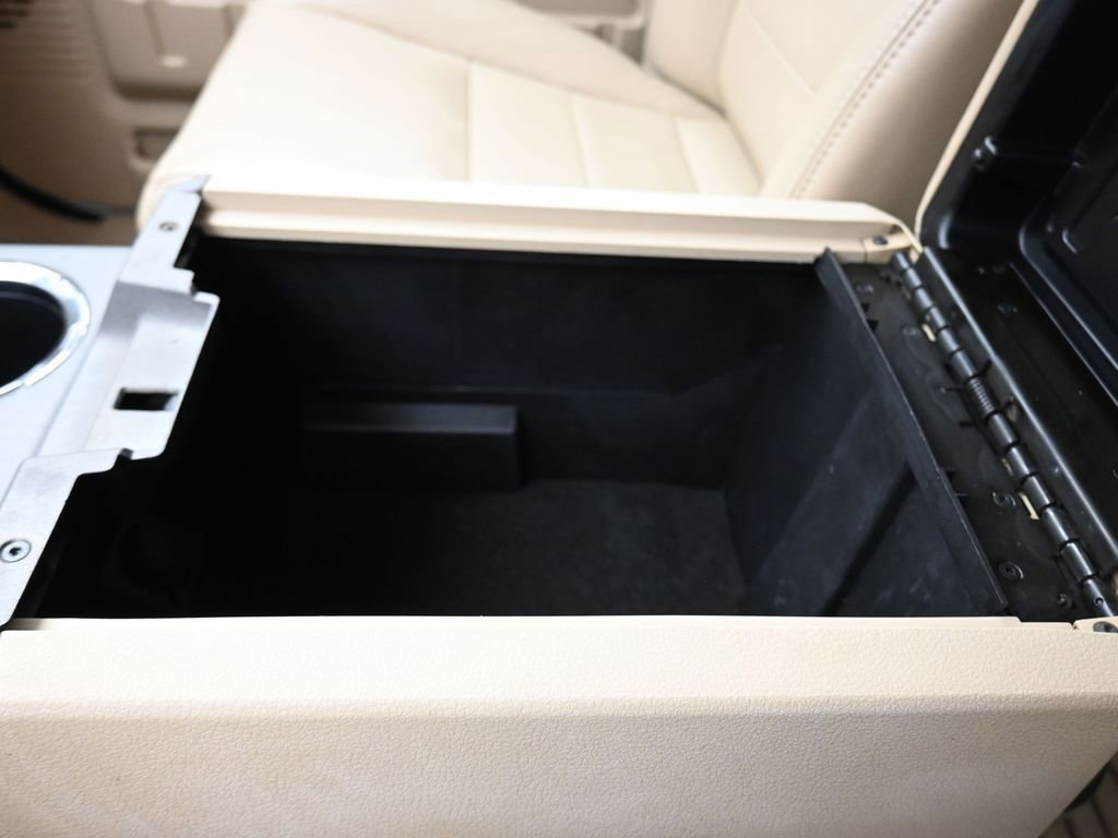 Used 2010 Ford F250 Lariat image 19