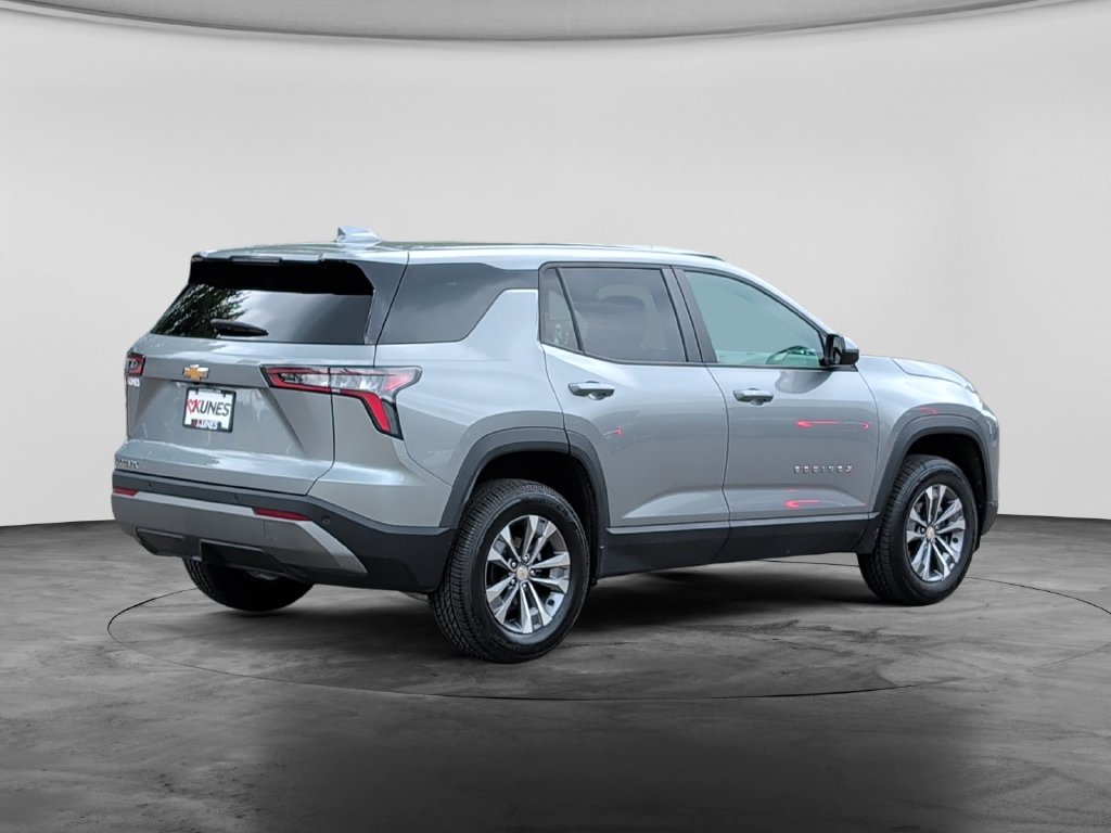 Used 2025 Chevrolet Equinox LT FWD image 7