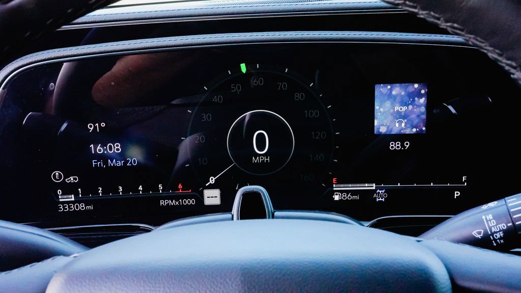 Certified 2024 Cadillac Escalade Sport w/ LPO, ONYX Package image 23