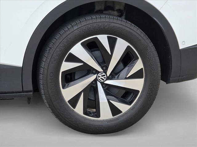 Used 2023 Volkswagen ID.4 Pro AWD/4WD image 9
