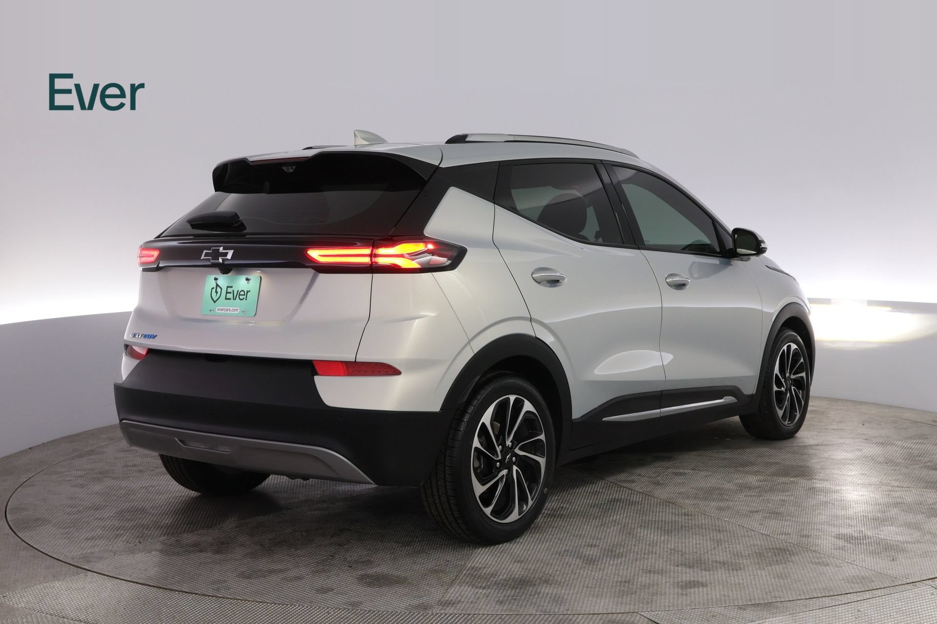 Used 2023 Chevrolet Bolt EUV Premier FWD image 3