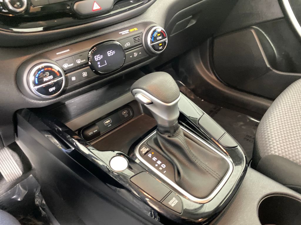 Certified 2023 Kia Soul S image 20