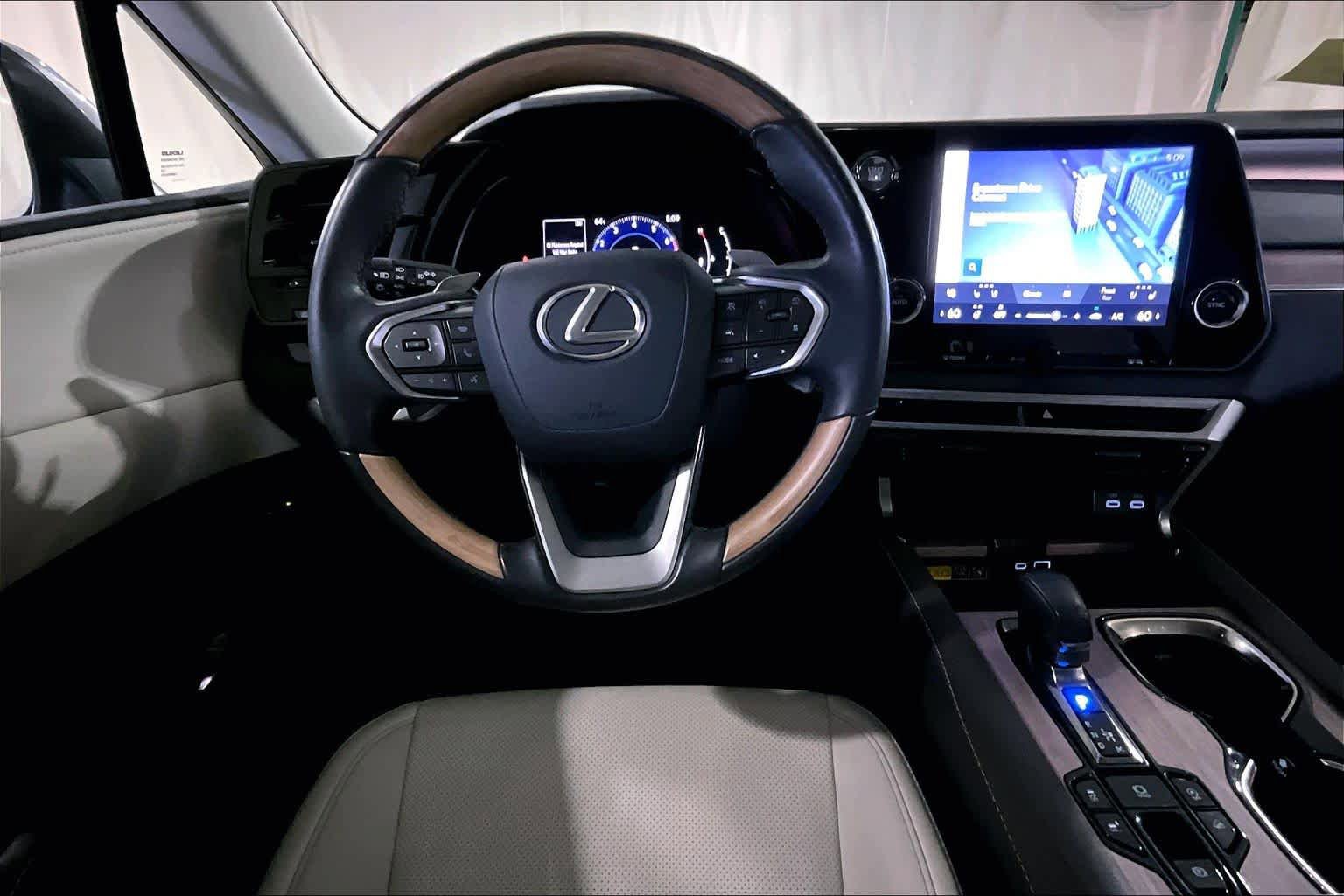 Used 2024 Lexus RX 350 Premium w/ Cold Area Package AWD/4WD image 5