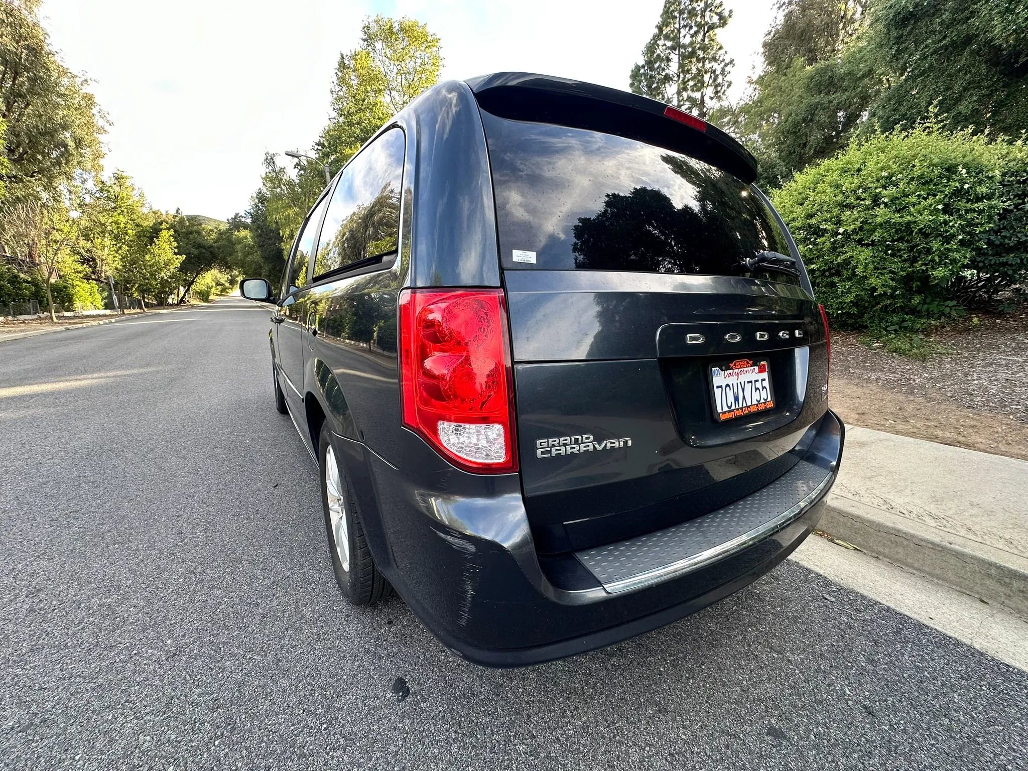 Used 2014 Dodge Grand Caravan SXT image 6