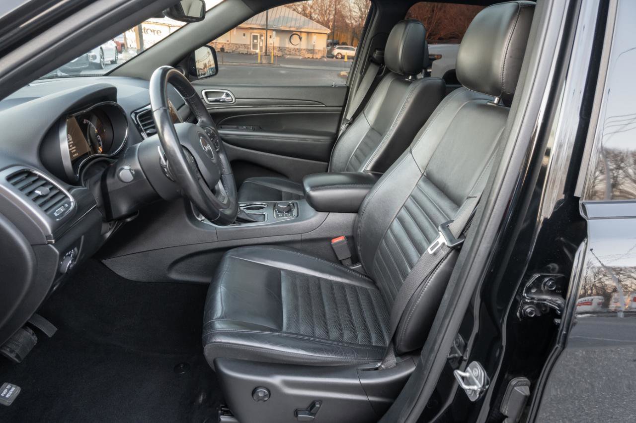 Used 2020 Jeep Grand Cherokee Limited X image 15