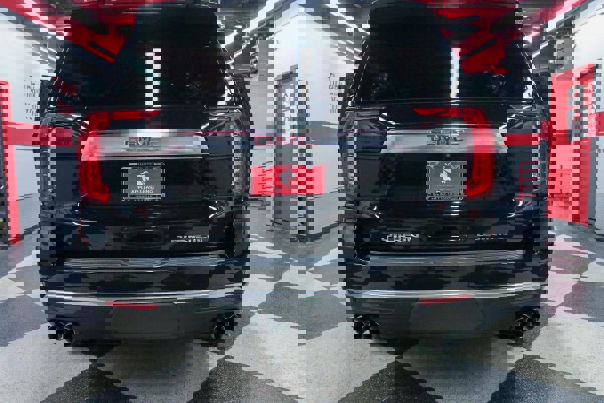 Used 2022 GMC Yukon XL Denali image 29