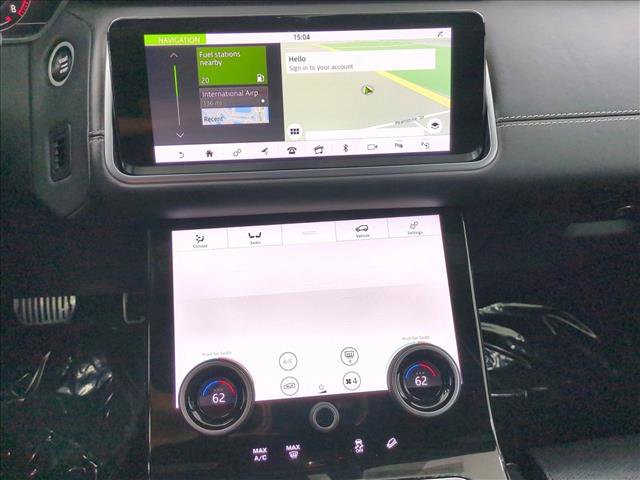 Used 2019 Land Rover Range Rover Velar R-Dynamic SE image 15