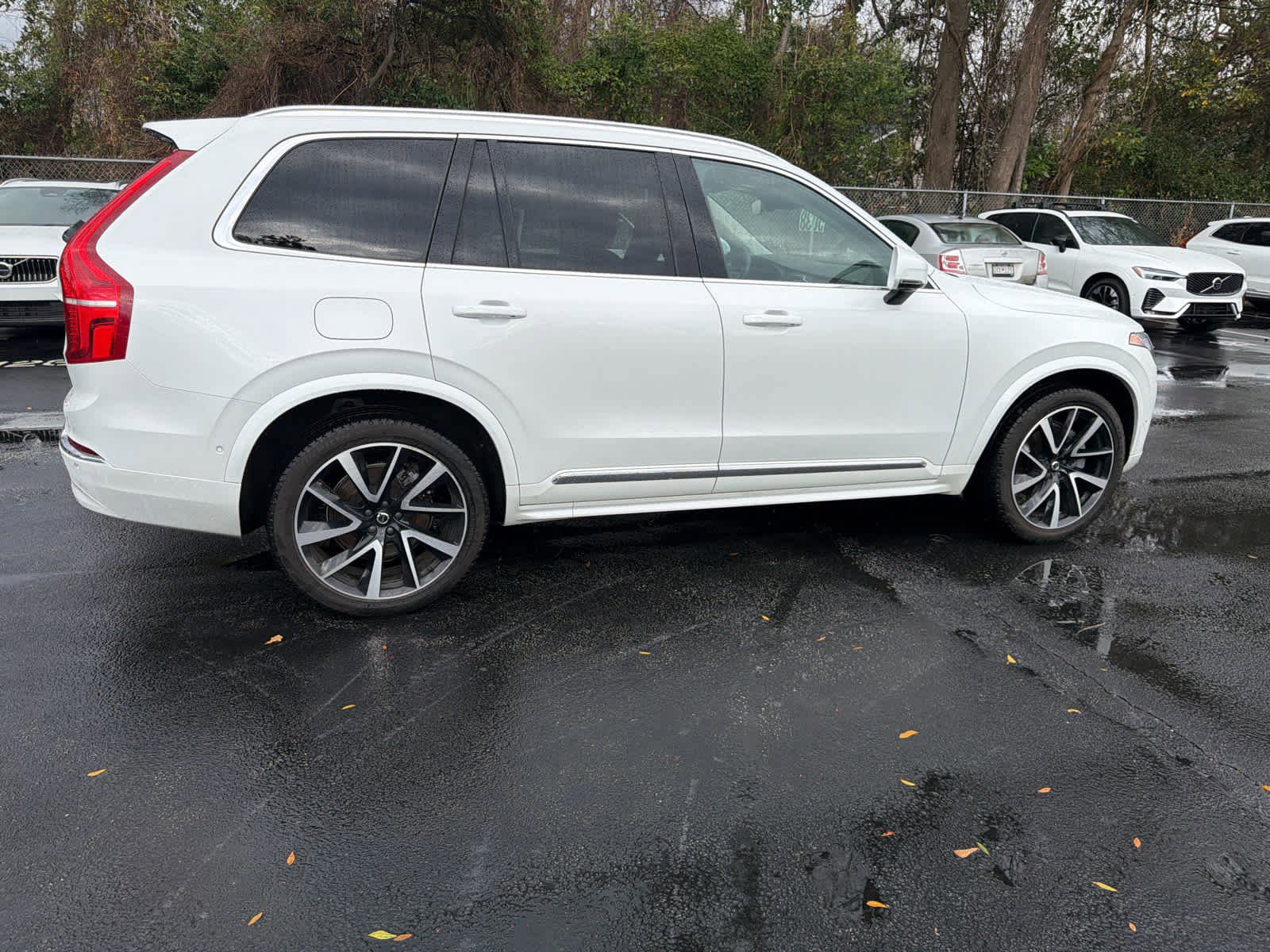 Certified 2024 Volvo XC90 B6 Plus w/ Protection Package Premier image 19