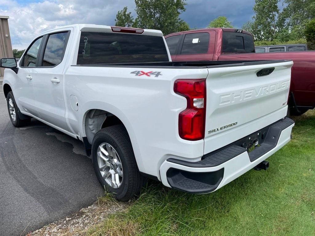 Used 2026 Chevrolet Silverado 1500 RST AWD/4WD image 4