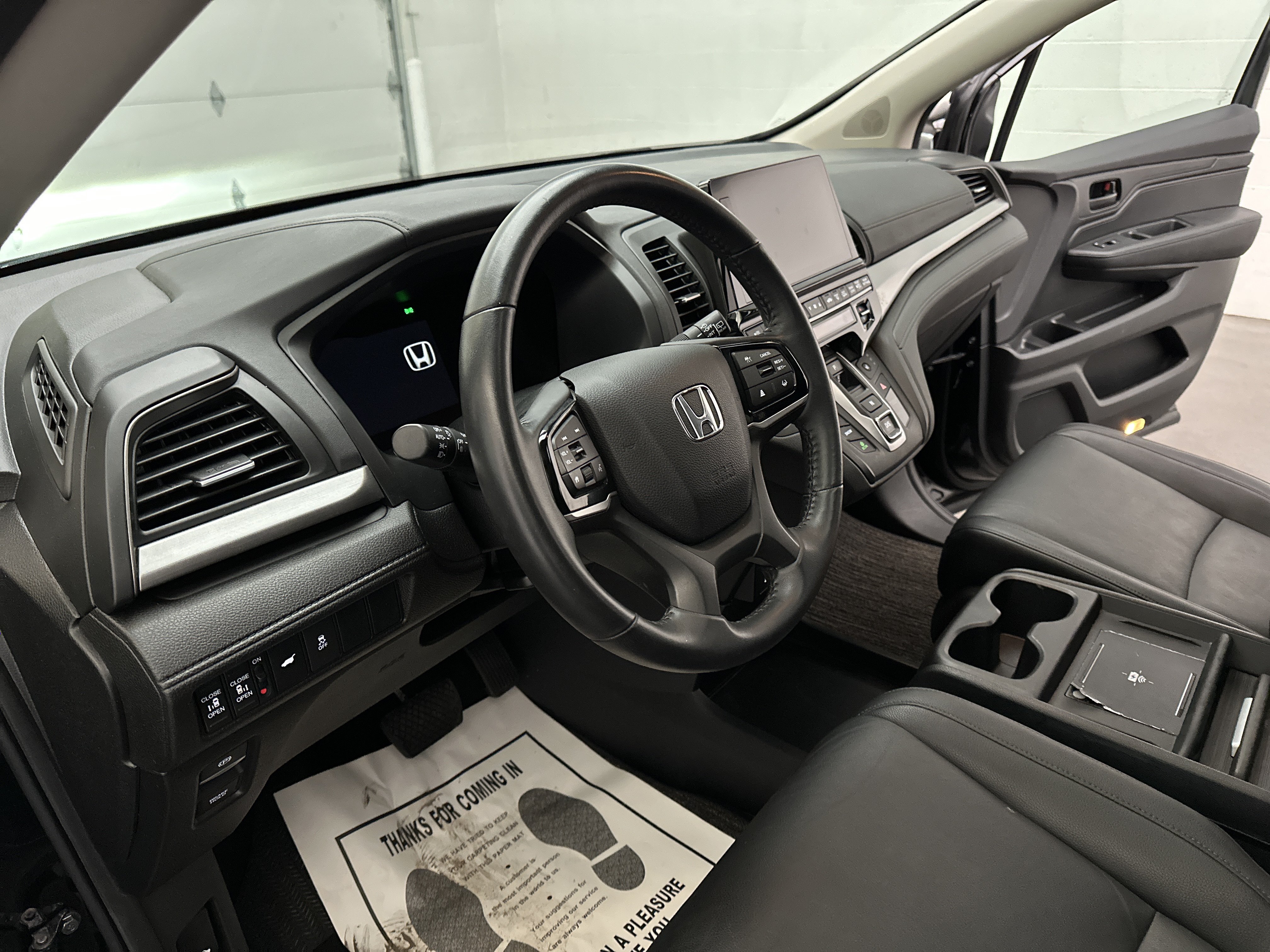 Used 2025 Honda Odyssey EX-L image 14
