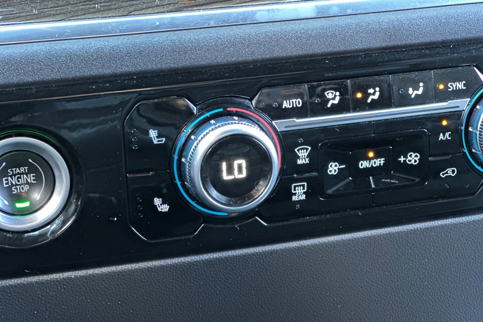 Used 2022 GMC Sierra 1500 Elevation image 29