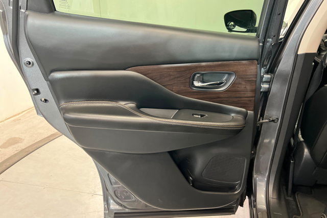 Used 2021 Nissan Murano Platinum w/ Cargo Package AWD/4WD image 18
