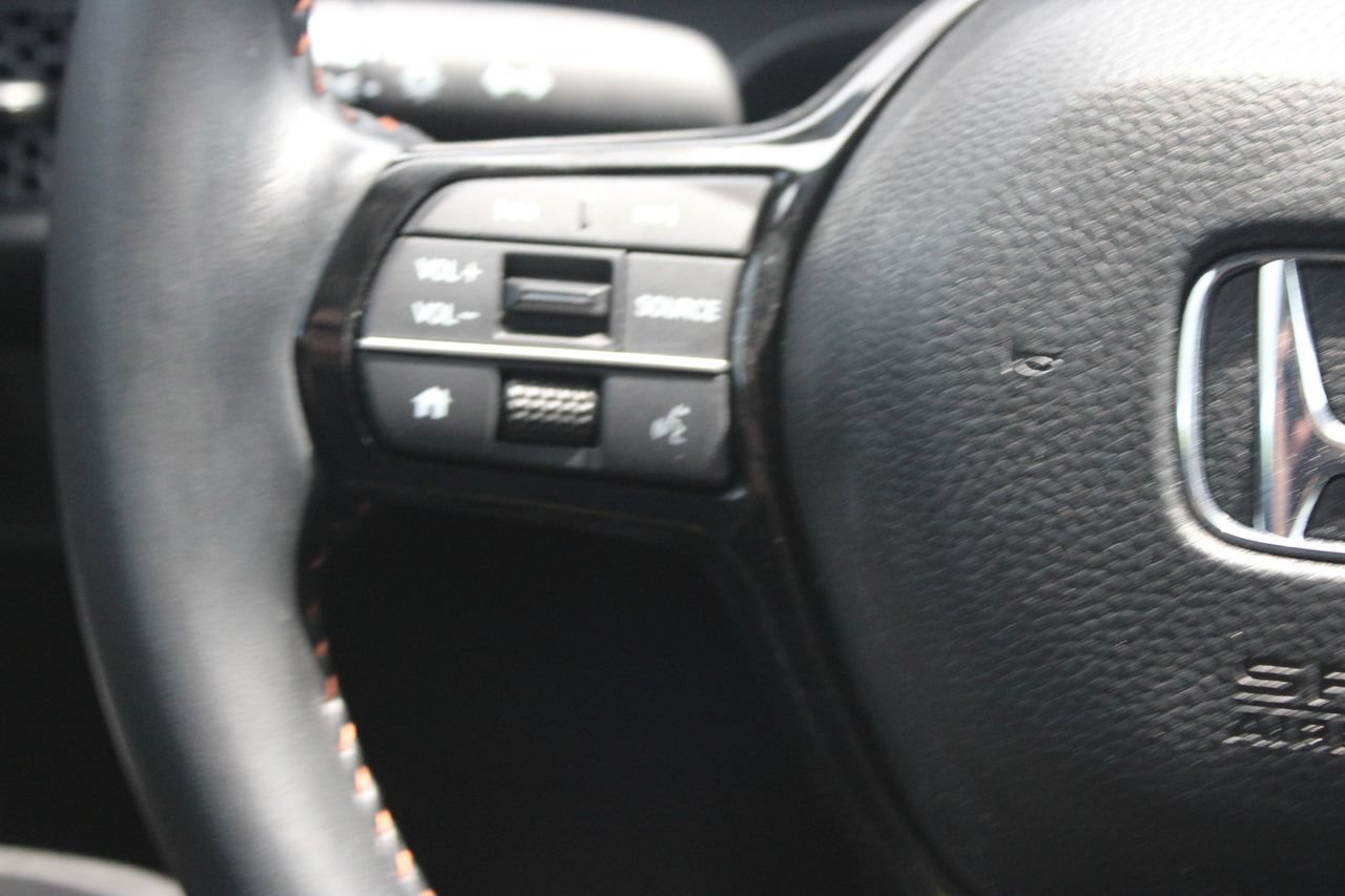 Used 2025 Honda HR-V Sport image 13