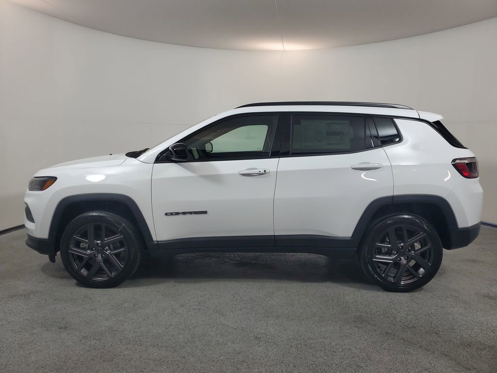 New 2026 Jeep Compass Latitude image 4