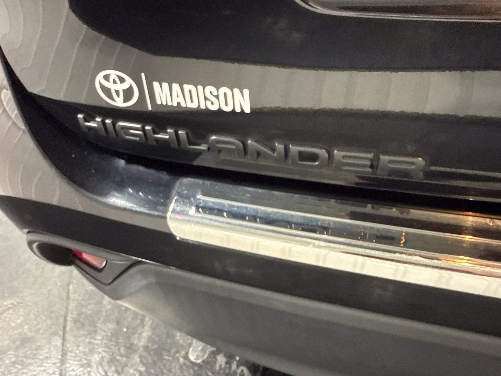 Used 2023 Toyota Highlander XLE w/ Protection Package #3 (TMS) AWD/4WD image 52