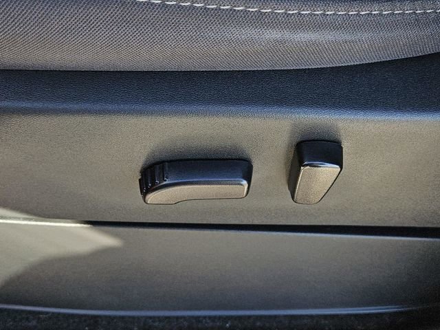 Used 2022 Nissan Frontier SV w/ Technology Package image 27