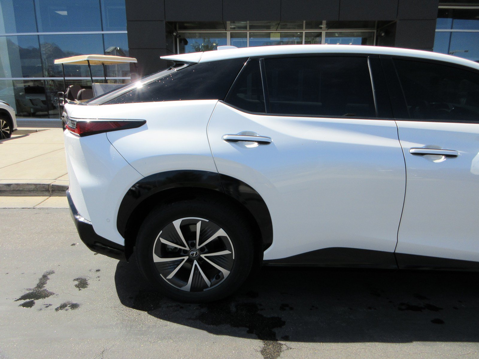 Used 2023 Lexus RZ 450e Premium w/ Technology Package AWD/4WD image 10