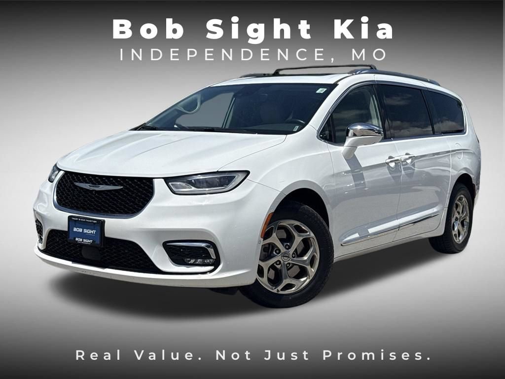 Used 2021 Chrysler Pacifica Limited w/ Premium & Safety Sphere Group AWD/4WD image 1