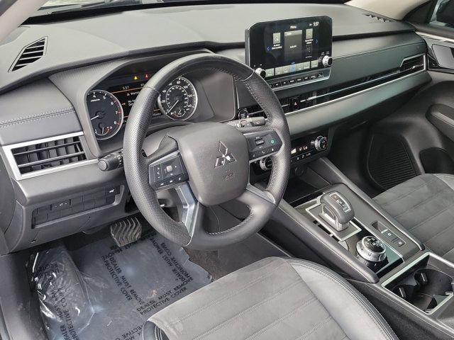 Used 2022 Mitsubishi Outlander SE FWD image 20