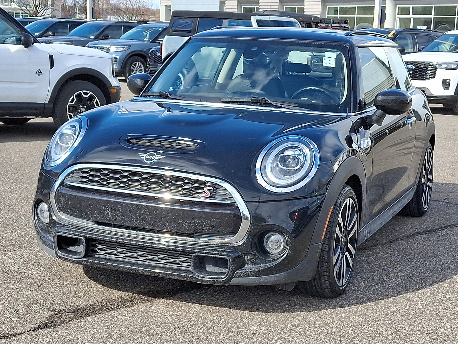 Used 2020 MINI Cooper S image 4